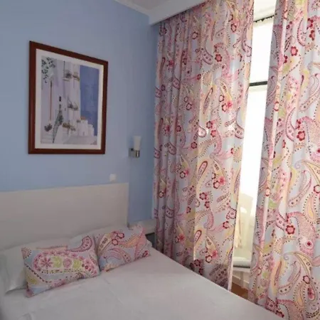 بيت ضيافة Pensao Flor Da Baixa